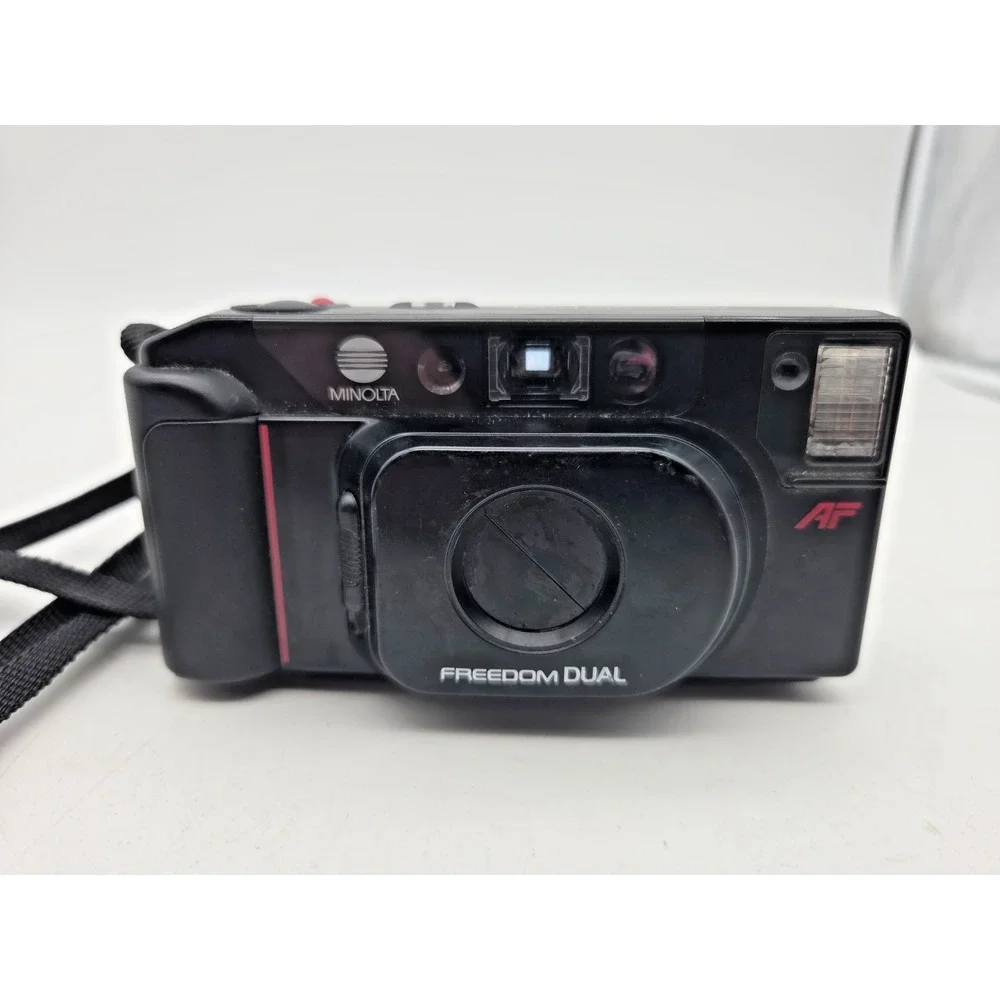 Minolta Freedom Dual AF 35mm Film Point and Shoot Camera Japan - For Parts